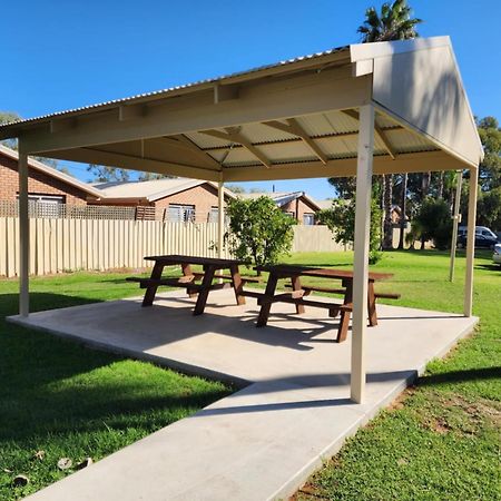 Sun River Resort Buronga - Mildura Exteriör bild